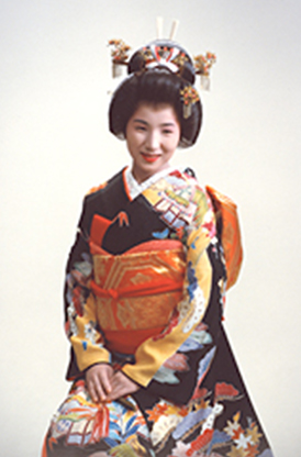 振袖（本振袖）引き振袖（お引きずり）